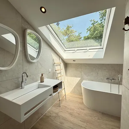 بيت للعطل Loulou Beachhouse *