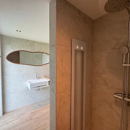 Loulou Beachhouse Holiday home