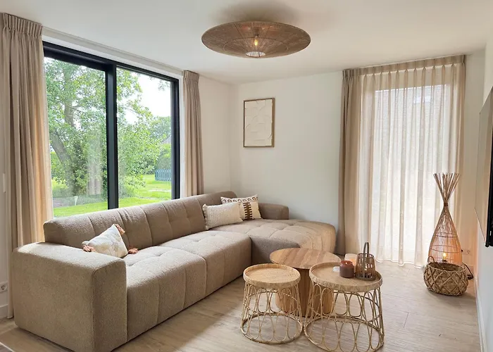 Loulou Beachhouse Feriehus *